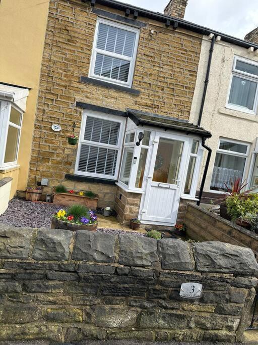 Quaint 1 Bedroom In Pudsey, Leeds Pudsey
